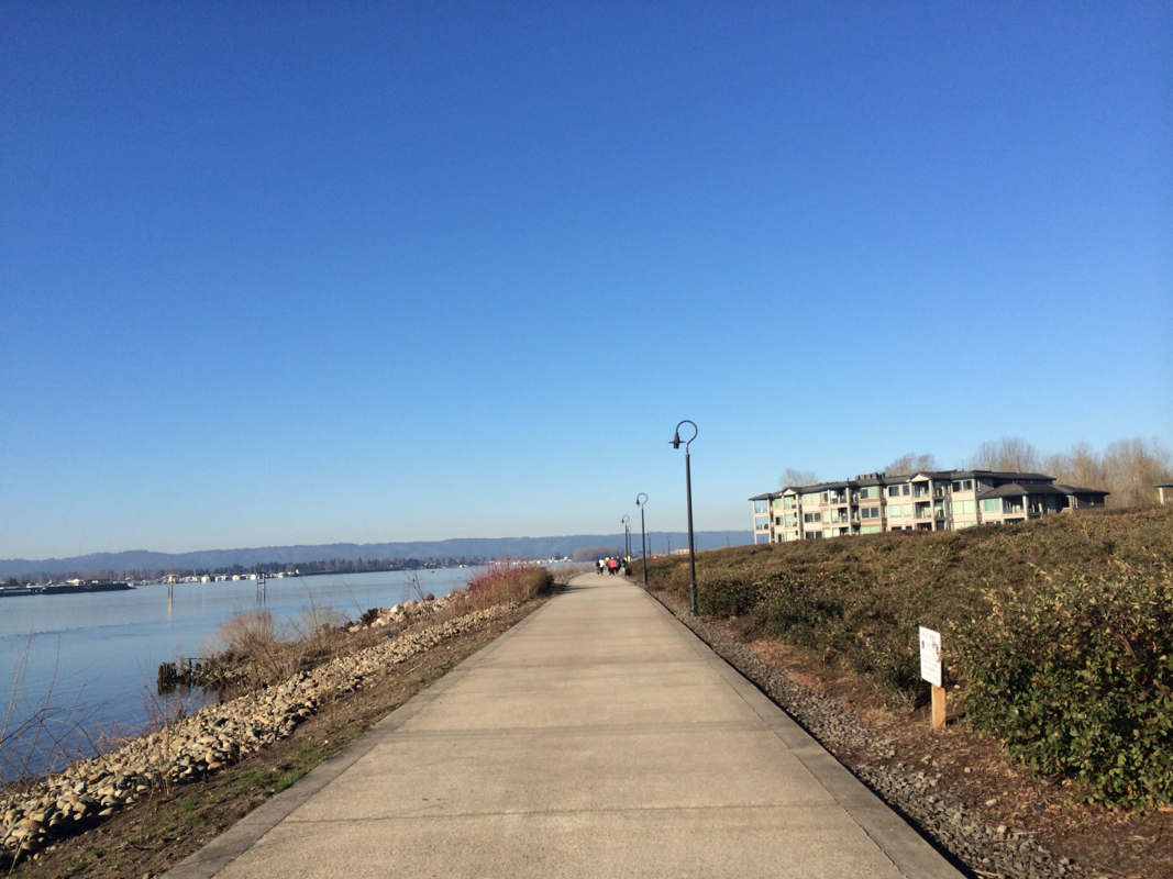  2015 Fort Vancouver Run waterfront Columbia River